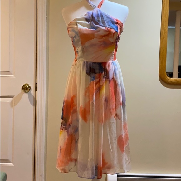 White House Black Market Chiffon Halter Dress - Picture 5 of 9